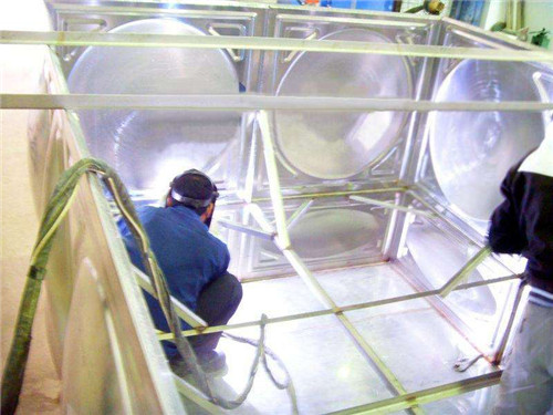 �������ι�ˮ��ϴ